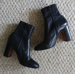 Vince Calista Italian black Leather Ankle Boot